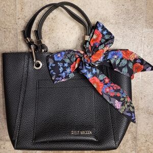 Womens Gift Steve Madden Small Black Pebbled Leather Bkarta Sachel W/ Floral Bow
